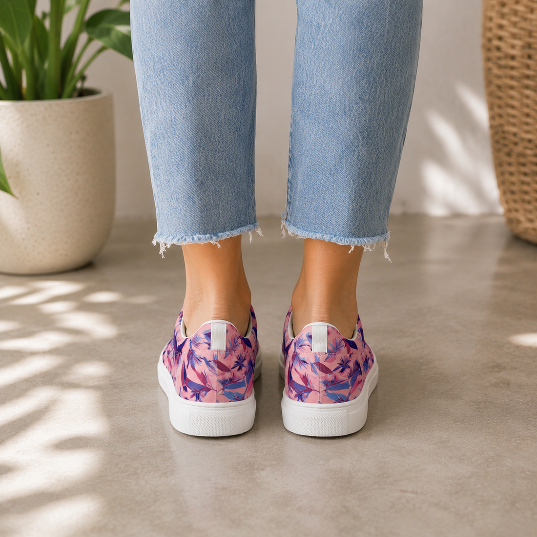 Strelitzia nicolai – Women’s Lace Up Canvas Shoes