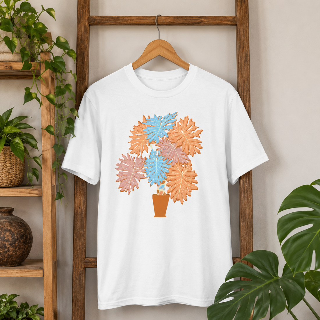 Thaumatophyllum bipinnatifidum – Women’s Graphic Tee