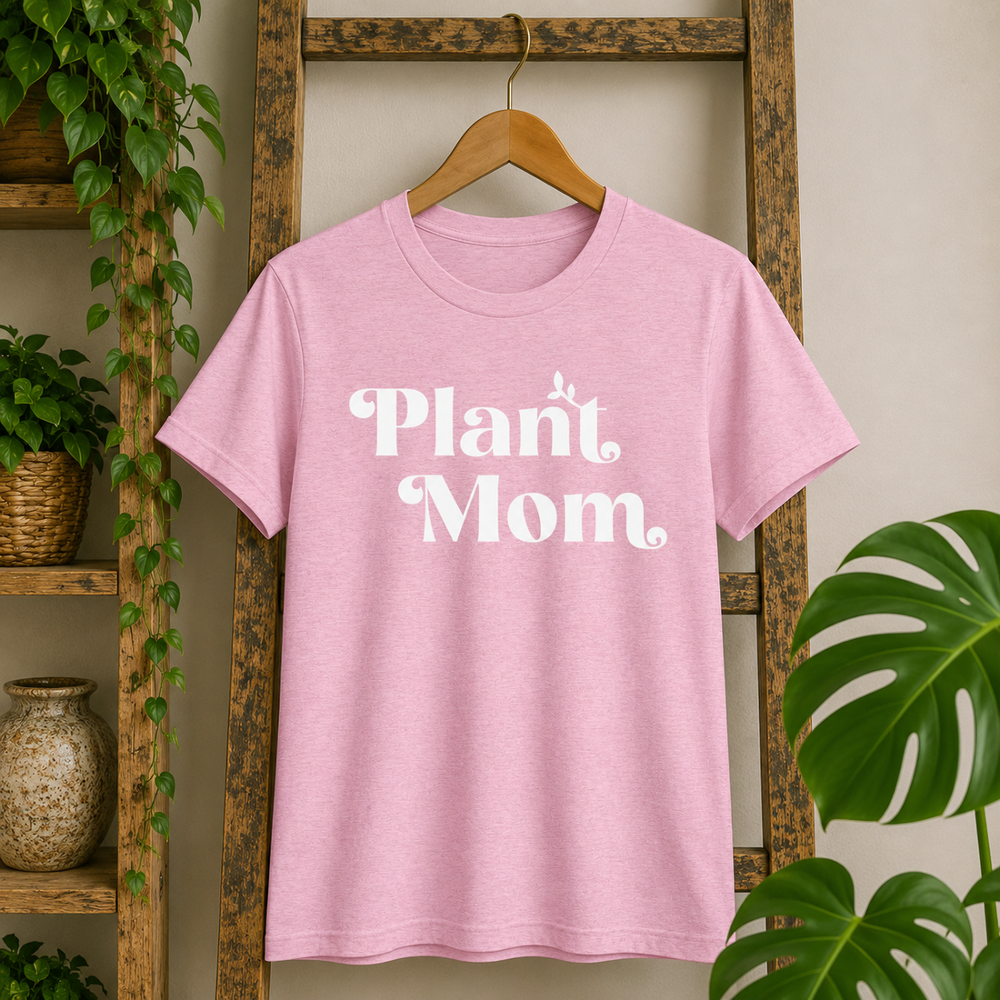 Plant Mom - Women's Cotton t-shirt